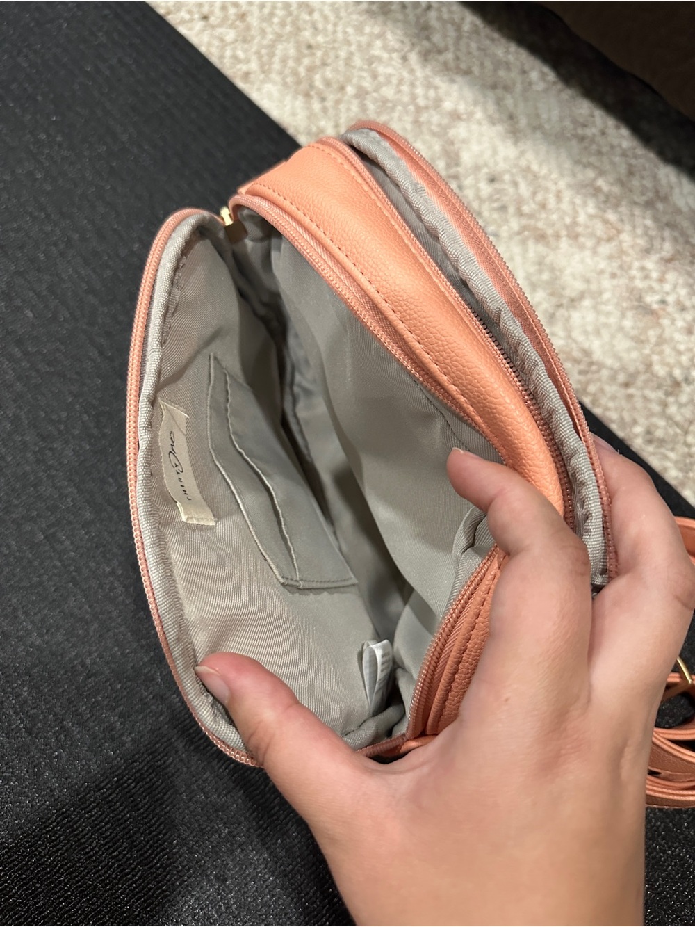 Thirty one gifts Coral Double Zip Crossbody Bag with Adjustable Strap - Picture 3 of 4